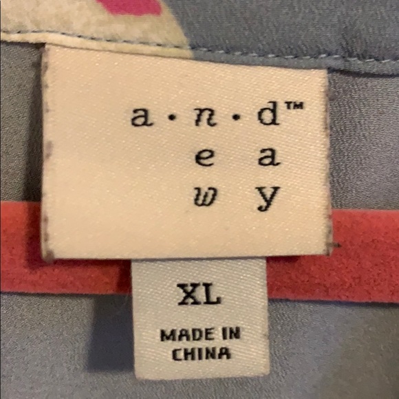 Long sleeve blouse - Picture 3 of 3